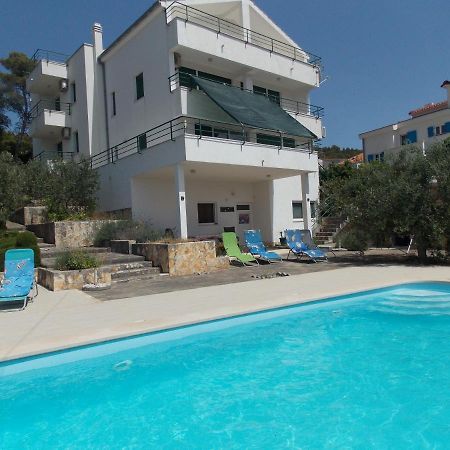 Apartments Villa Goja Трогир Екстериор снимка