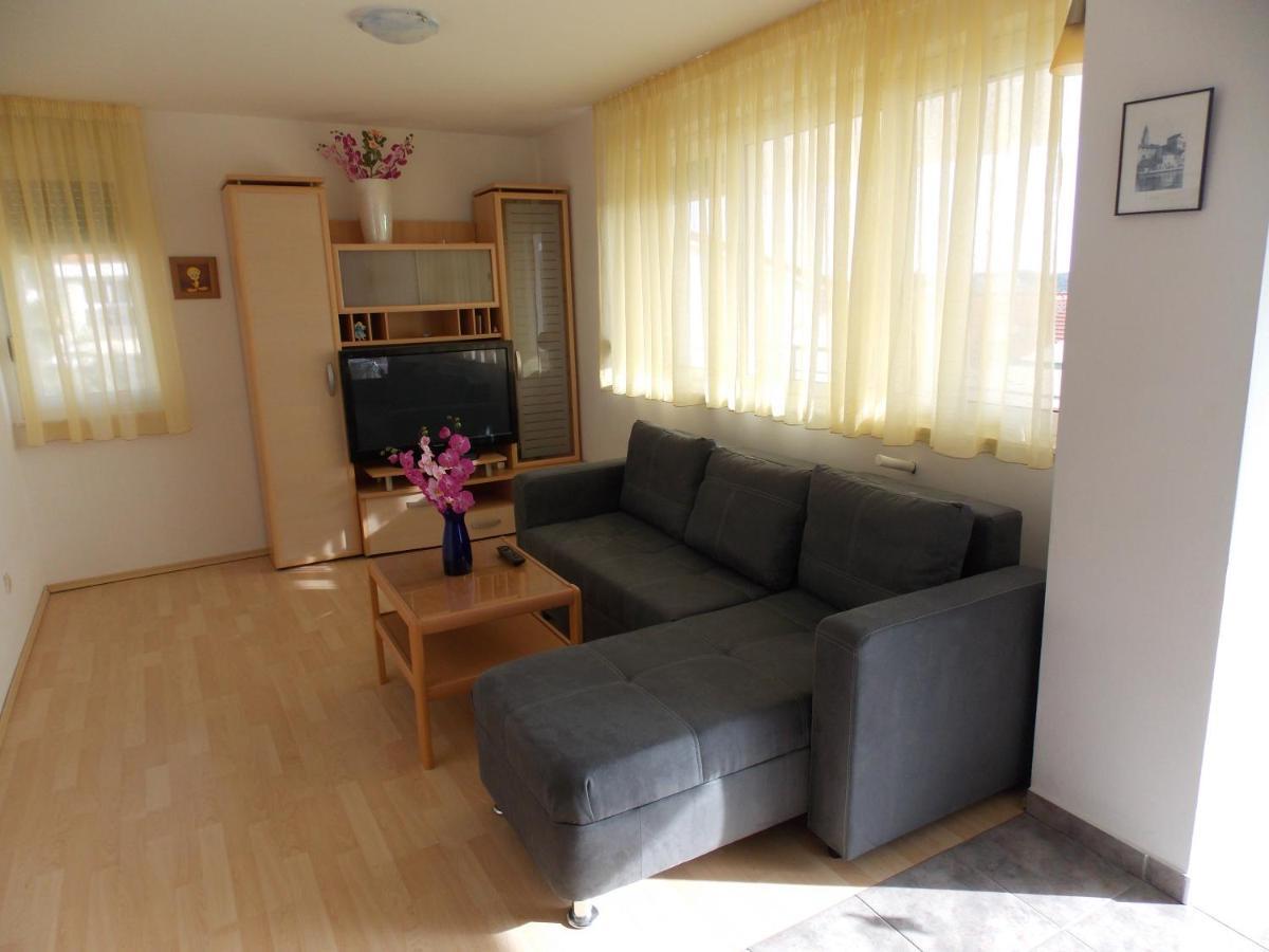Apartments Villa Goja Трогир Екстериор снимка