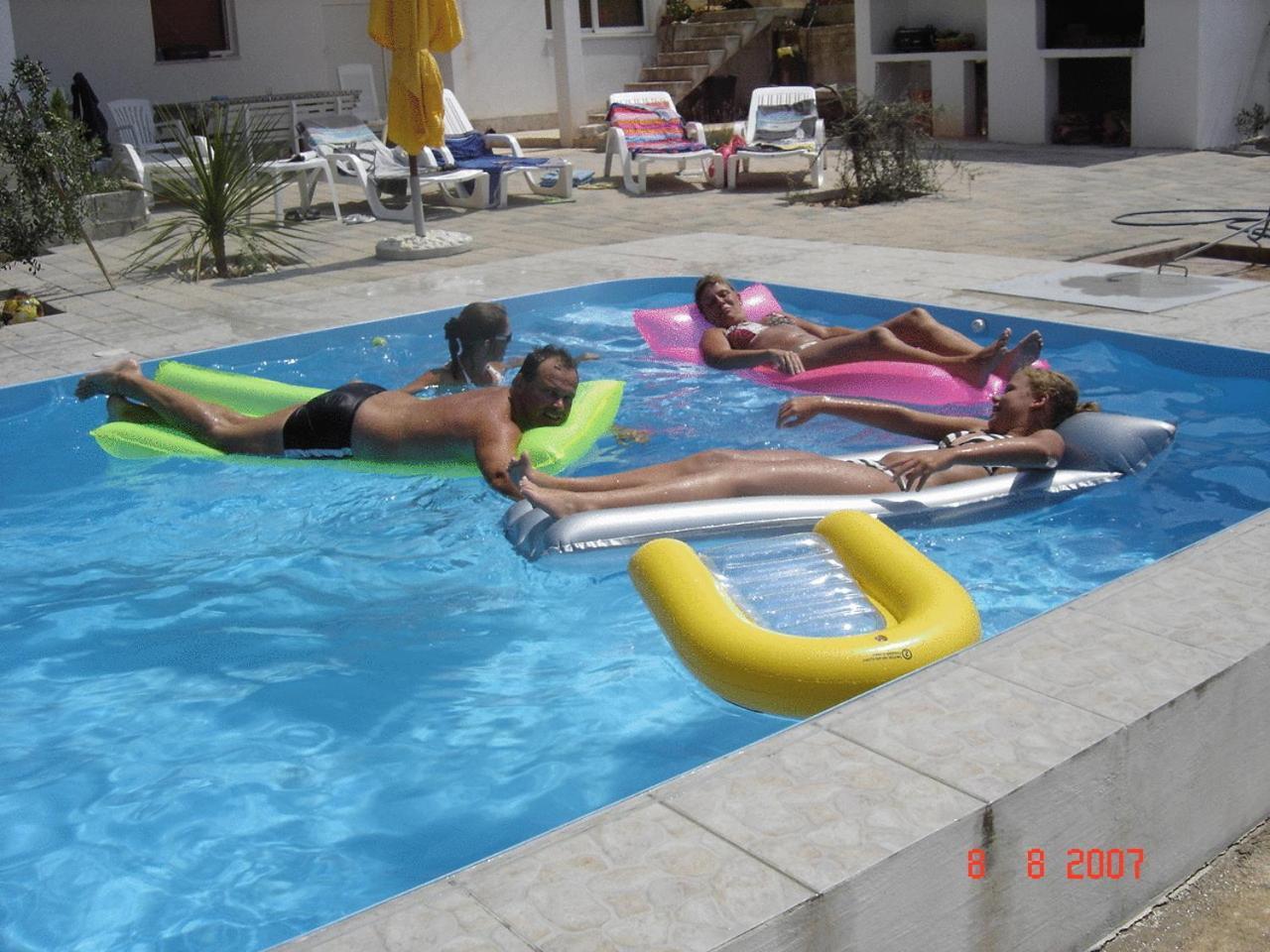 Apartments Villa Goja Трогир Екстериор снимка
